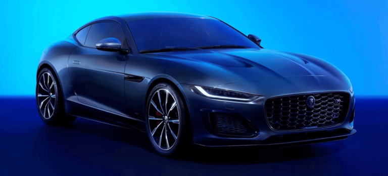 Jaguar F-Type прощается с бензиновой историей и готовится к последнему году выпуска