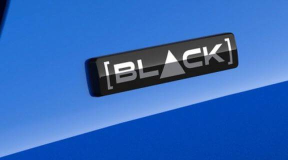 LADA Niva Legend: пятидверная модель в комплектации [BLACK]