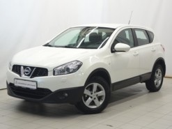 Nissan Qashqai 2013 г. (белый)