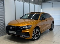 Audi Q8 2020 г. (оранжевый)