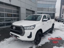 Toyota Hilux 2022 г. (белый)
