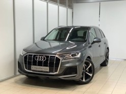 Audi Q7 2019 г. (серый)