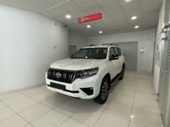 Toyota Land Cruiser Prado 2022 г. (белый)