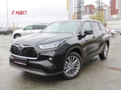 Toyota Highlander 2024 г. (черный)