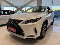Lexus RX 2022 г. (белый)