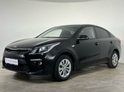 Kia Rio 2020 г. (черный)