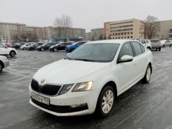 Škoda Octavia 2018 г. (белый)