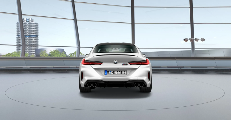 BMW M8 Гран Купе  Белый Бриллиант металлик