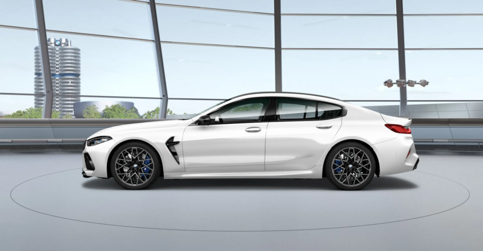 BMW M8 Гран Купе  Белый Бриллиант металлик
